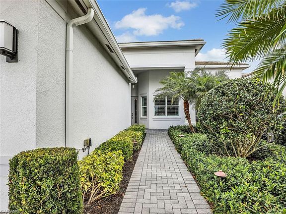 3rd image of 28447 Burano DR