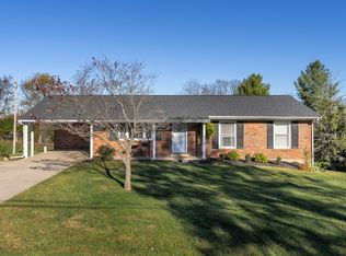 111 Ridgelea Dr, Williamstown, KY 41097