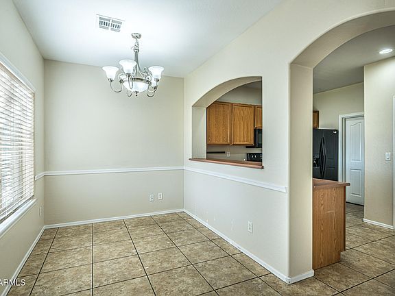 5th image of 6605 W LAUREL Avenue
