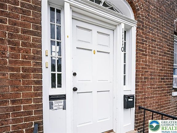 2nd image of 1110 Bushkill St