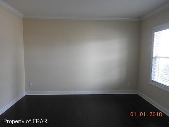 4th image of 404 Rossendale Dr