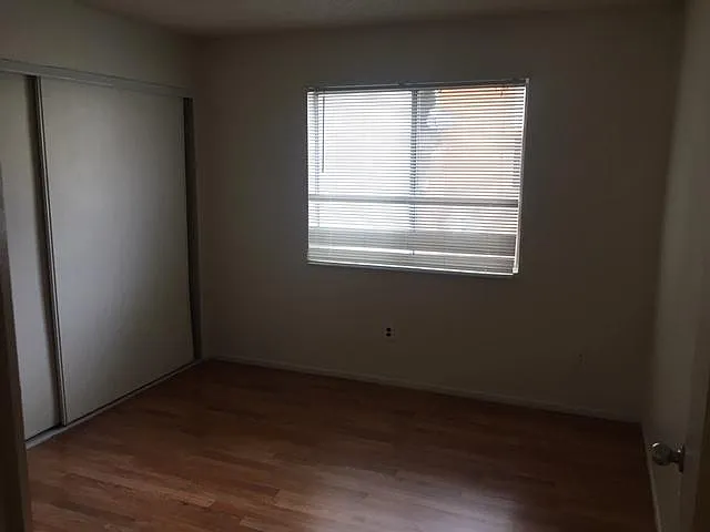 2 bed, 906 sqft, $1,700 — Photo 3