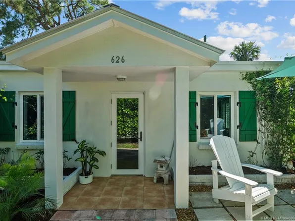 626 NW Poinsettia St, Stuart, FL 34994