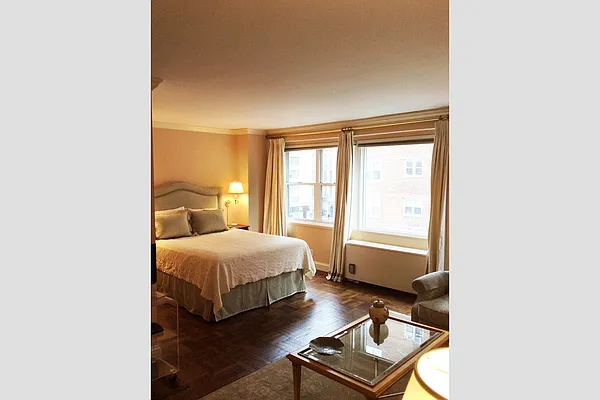 Sold by Stribling | media 8