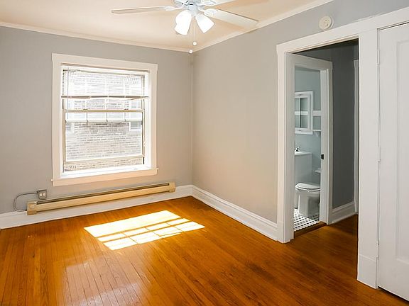 3rd image of 3257 3267 W Wrightwood Ave #3Y