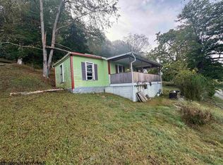 69 Jackson St, Weston, WV