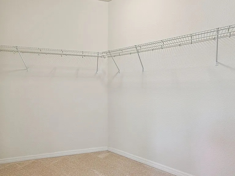 7137 Beek St — Photo 14