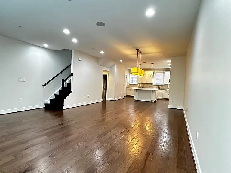 443 Nottoway Walk — Photo 8