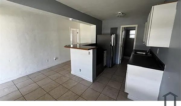 1 bed, 700 sqft, $1,750 — Photo 2
