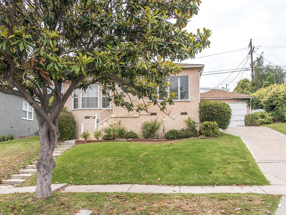 2nd image of 5883 W 77th Pl