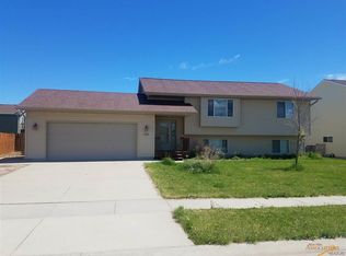 104 McDowell Dr, Box Elder, SD 57719