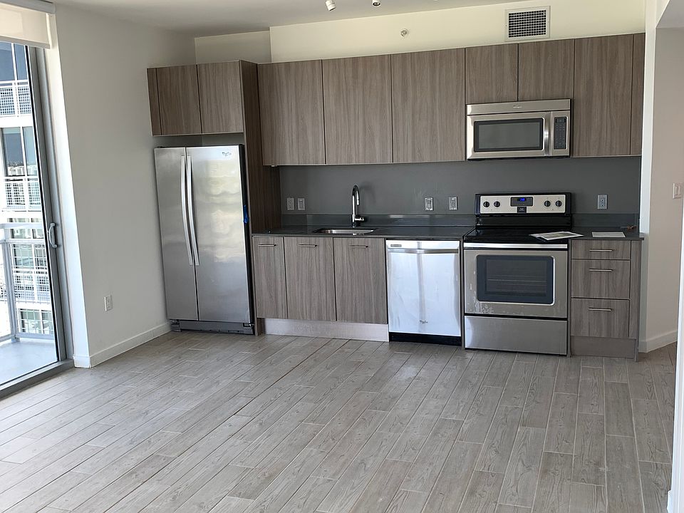 1st image of 3634 NE 1st Ave #1014