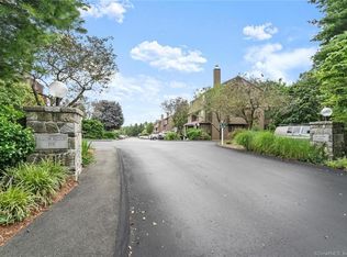 115 Fillow St APT 12, Norwalk, CT 06850