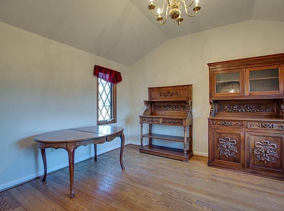 4th image of 242 Jessamine Pl