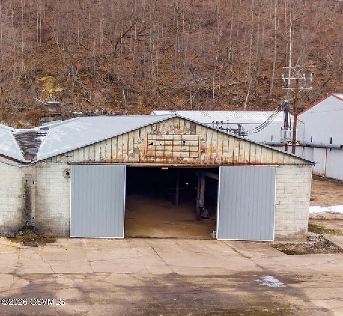 Studio, 7700 sqft, $5,025 — Photo 1