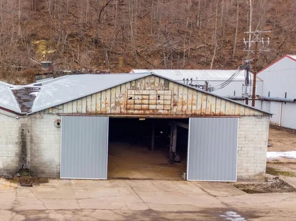 3825 Columbia Blvd, Bloomsburg, PA 17815