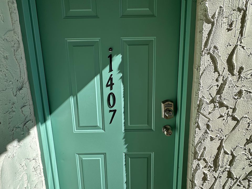1st image of 11502 7th Ln N APT 1407
