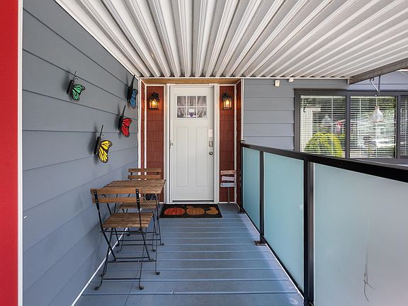 4th image of 1840 160th St #340