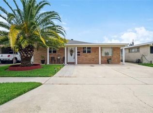 1353 Maplewood Dr, Harvey, LA 70058