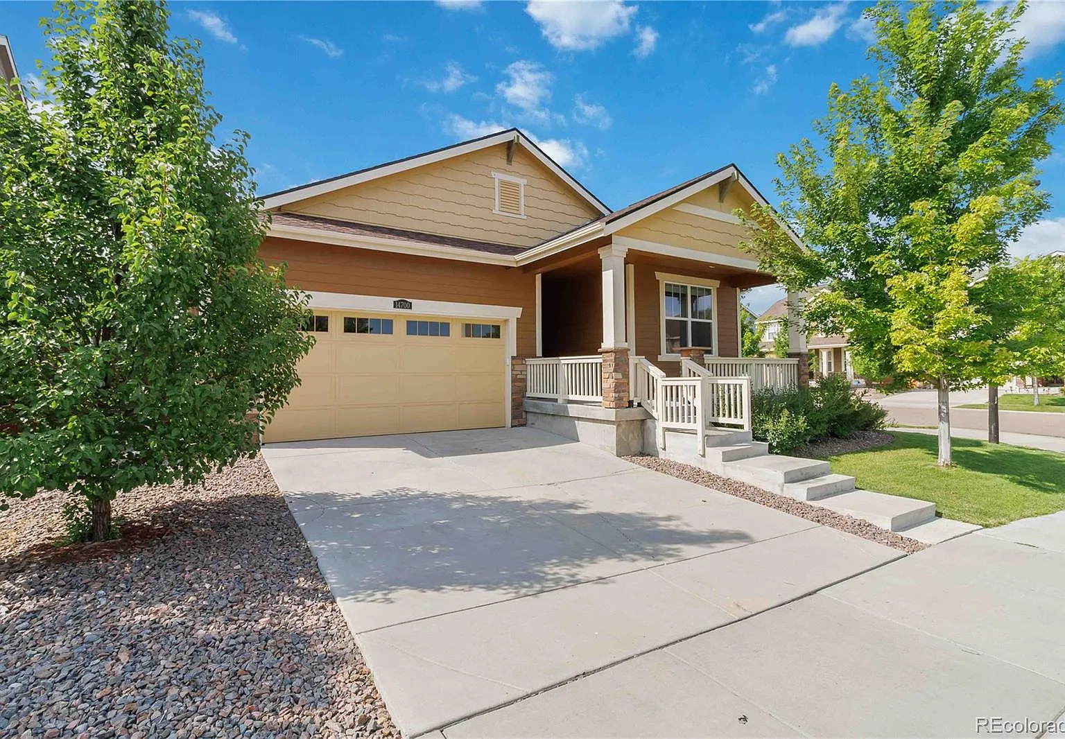 4 bed, 3.0 bath, 3376 sqft, $3,695 — Photo 2