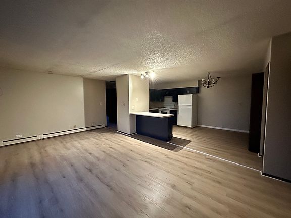 4th image of 520 Bellarmine Dr E APT 10