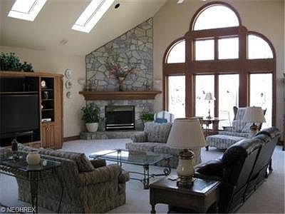 4th image of 1283 Emerald Creek Dr