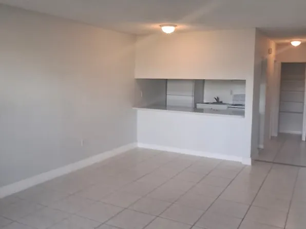 251 NW 177th St APT 105, Miami Gardens, FL 33169
