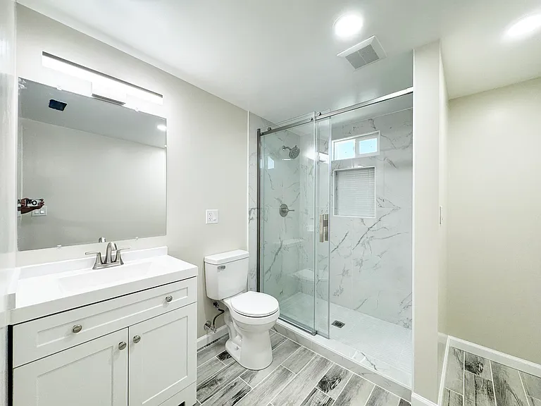 2410 River Rd — Photo 5