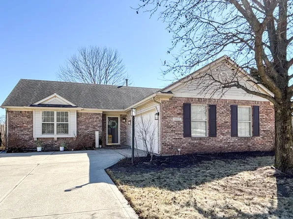 9667 Overcrest Dr, Fishers, IN 46037