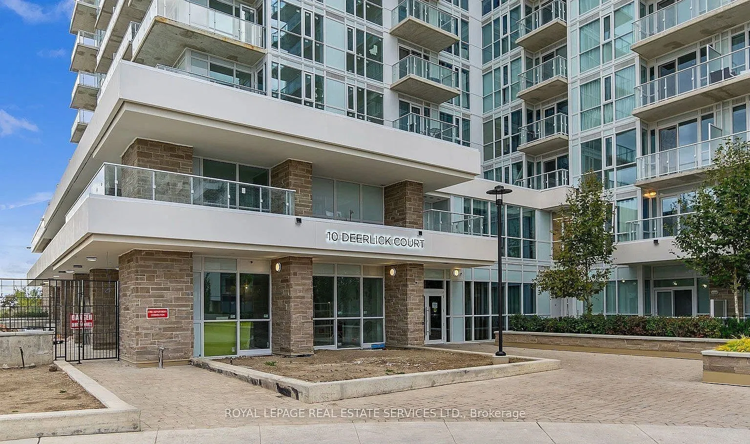 3 bed, $3,100 — Photo 1