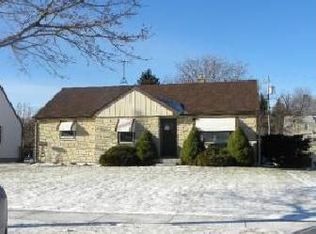 3535 S 43rd St, Greenfield, WI 53220