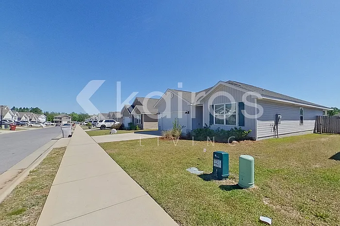 Building Photo - 4651 Malay Cir