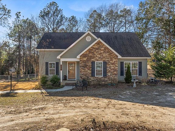 2nd image of 227 Brentwood Drive