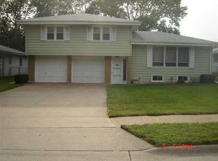 6320 N 68th St, Omaha, NE 68104