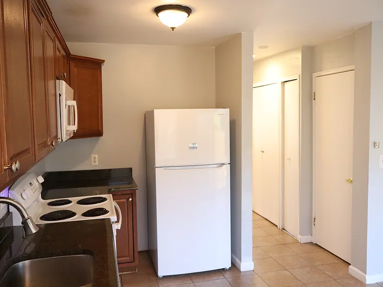 36806 Park Place Dr — Photo 10