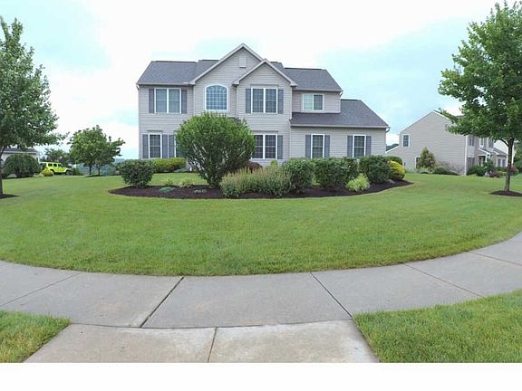 2nd image of 61 Sweetwater Ln