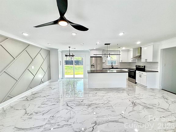 4th image of 5635 Ruth Dr