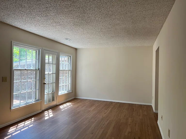 3925 E Valley Ct #G — Photo 16