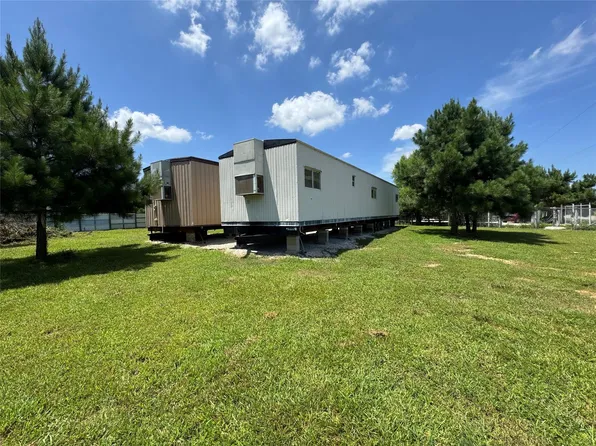 846 County Road 3565, Cleveland, TX 77327