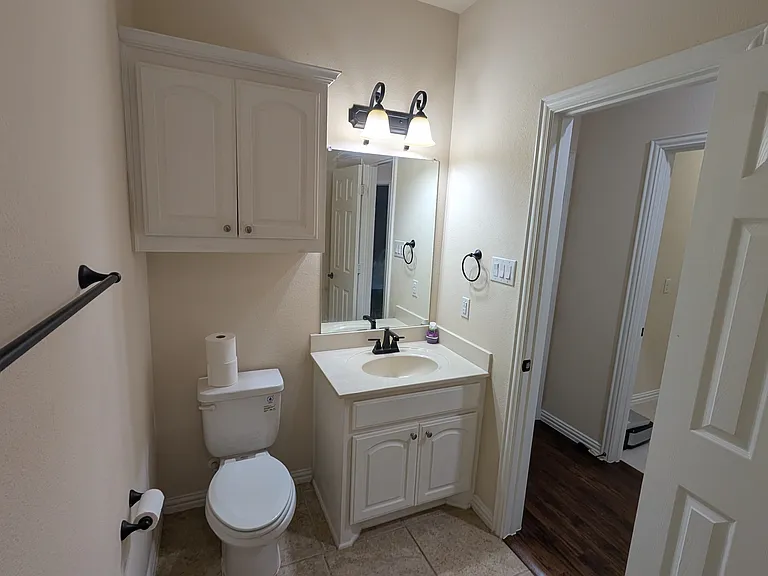 12461 Bridgeport Dr — Photo 21