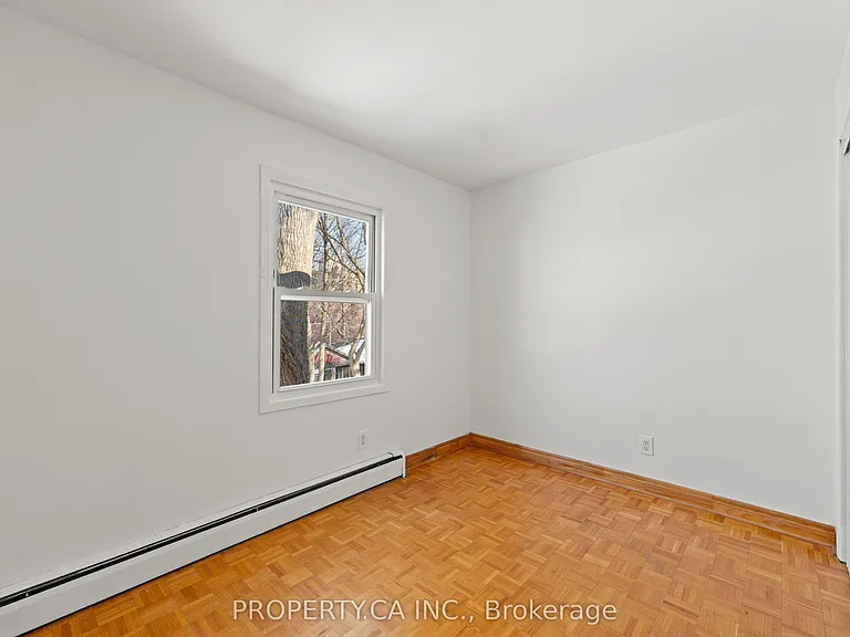 120 Stephenson Ave #UPPER — Photo 14