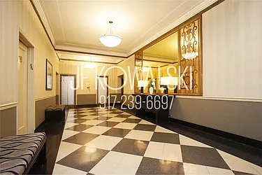 Rented by R New York