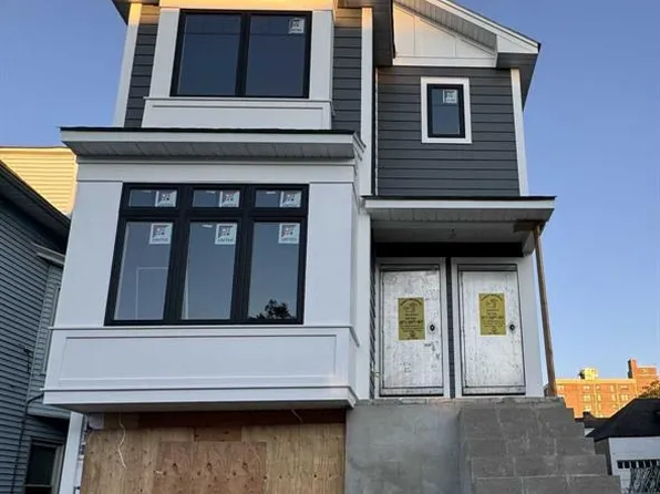 537 E 25th St, Paterson, NJ 07514