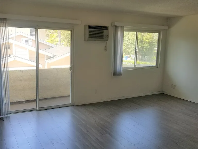 Palmera Apartments — Photo 9