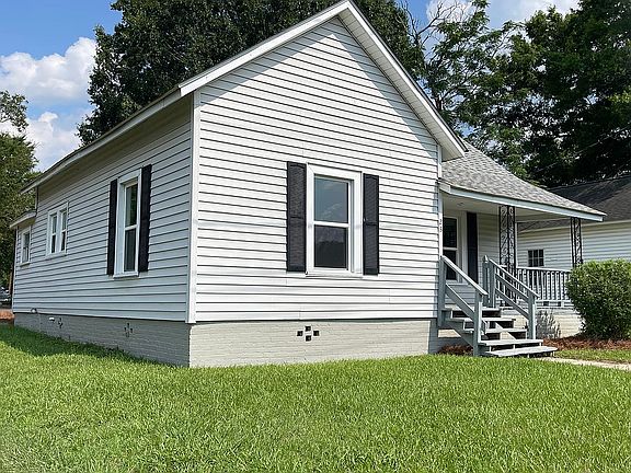 4th image of 23 Selma Dr