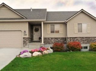 1205 N Moonstone Dr, Idaho Falls, ID 83401