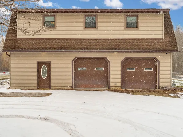 4612 Smith Rd, Kimball, MI 48074