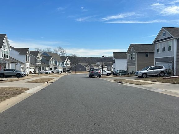 4th image of 5115 Arbordale Way