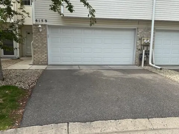 6159 Creek Line Dr, Minnetonka, MN 55345
