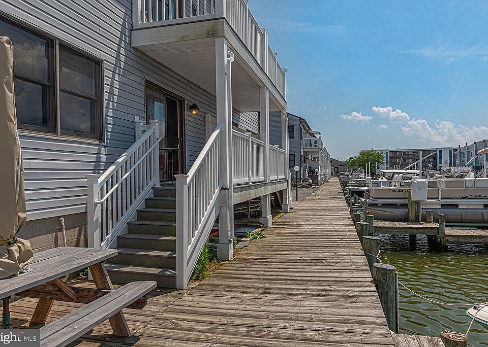 1st image of 2815 Tern Dr Unit 110